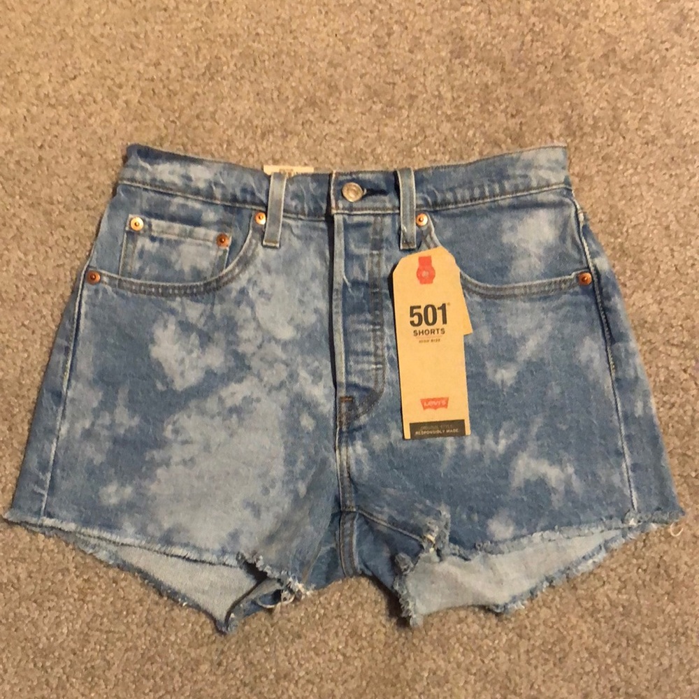 NWT Levi’s 501 High-Rise Jean Shorts